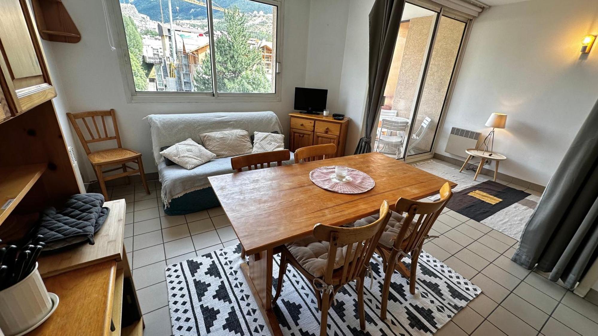 Appartement Centre Ville Pied De Piste Briancon Exterior photo